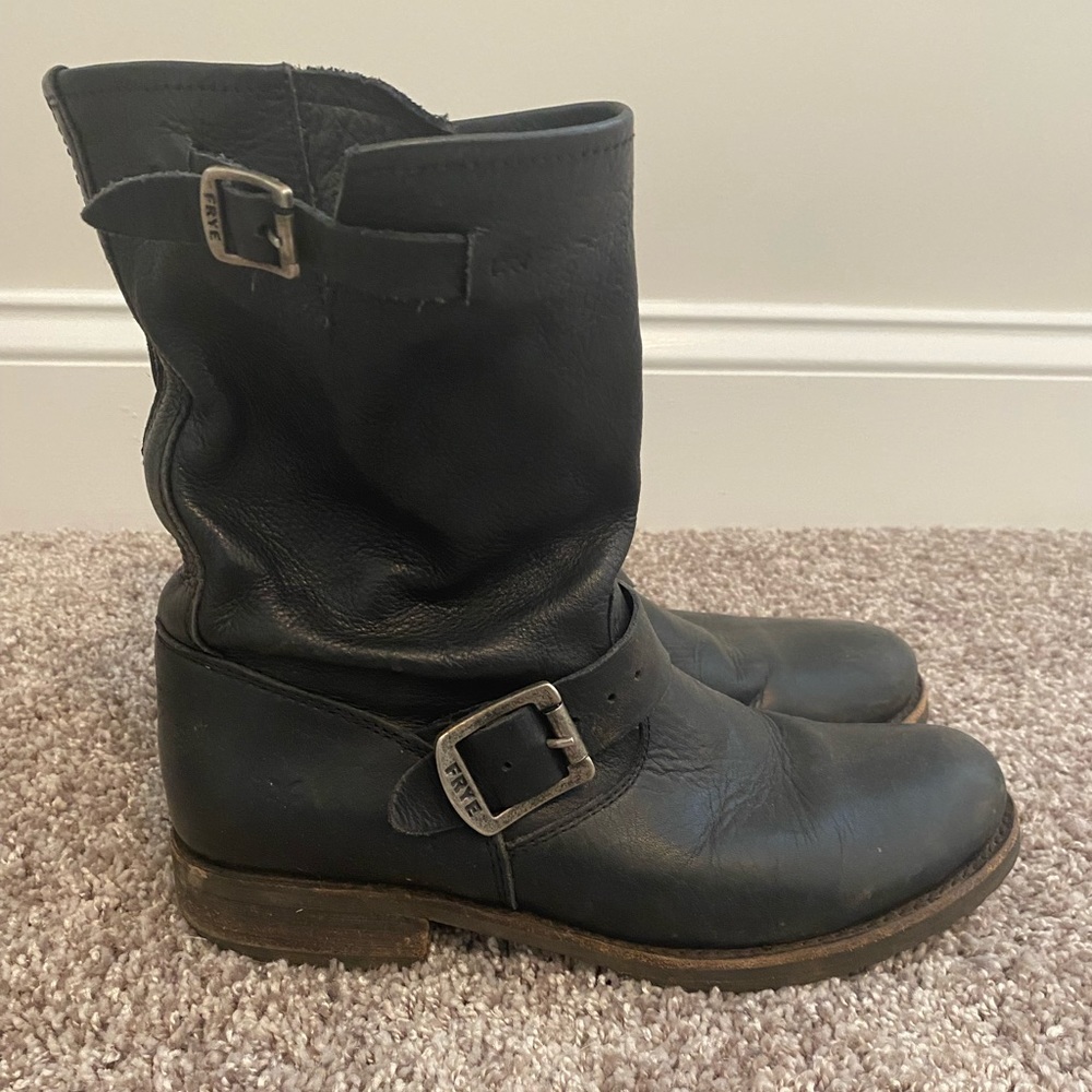 Veronica black Frye boots 7.5